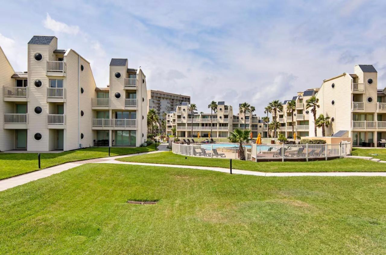 Ocean Breeze Retreat 2Bed 2Bath, Heated Pool! Apartment เซาท์ปาเดรไอส์แลนด์ ภายนอก รูปภาพ